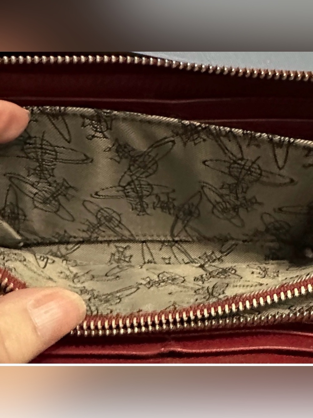 Vivienne Westwood Derby Classic Zip Round Wallet - Picture 8 of 10